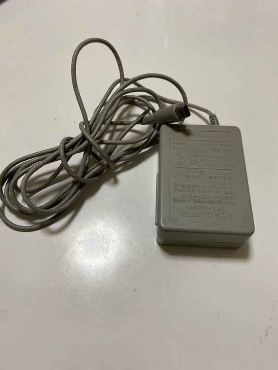 ニンテンドー3DS LL（ゲーム機本体・ゲームソフト）の商品画像 - 査定依頼日：2024年1月20日 - 最高査定価格：7,500円