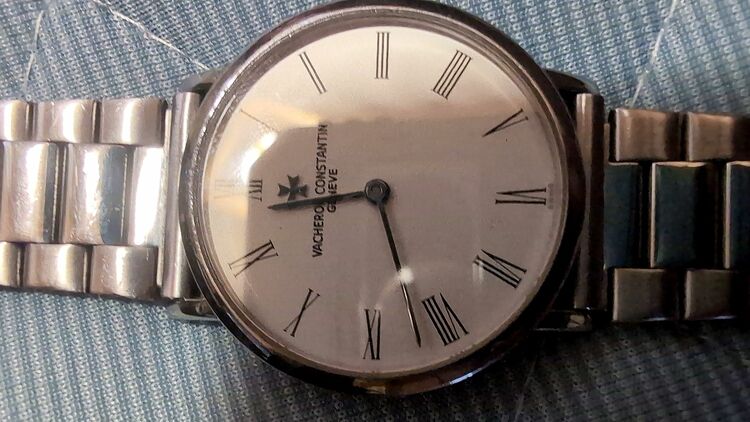 ヴァシュロン・コンスタンタン（高級時計）の商品画像 - 査定依頼日：2025年9月6日 - 最高査定価格：550,000円