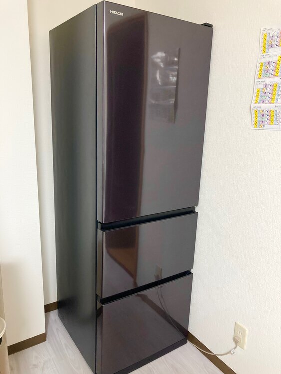 日立冷凍冷蔵庫 R-V38NV(K)（家電）の商品画像 - 査定依頼日：2025年4月30日 - 最高査定価格：10,000円