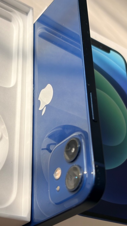 iPhone 12 128GB SIMフリー（スマホ）の商品画像 - 査定依頼日：2026年1月14日 - 最高査定価格：24,000円