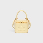 セリーヌ  （ブランドバッグ）の商品画像 - 査定依頼日：2025年6月7日 - 最高査定価格：140,000円