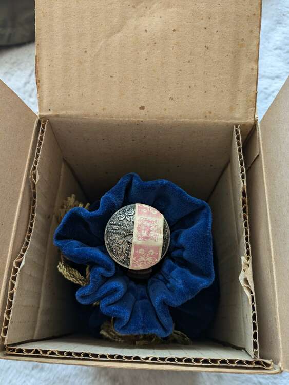 ウイスキー シーバスリーガル （お酒）の商品画像 - 査定依頼日：2025年1月23日 - 最高査定価格：4,000円