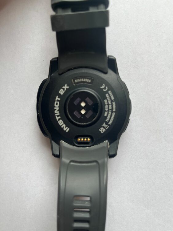 INSTINCT 2X DUAL POWER（アウトドア用品）の商品画像 - 査定依頼日：2025年10月5日 - 最高査定価格：22,000円