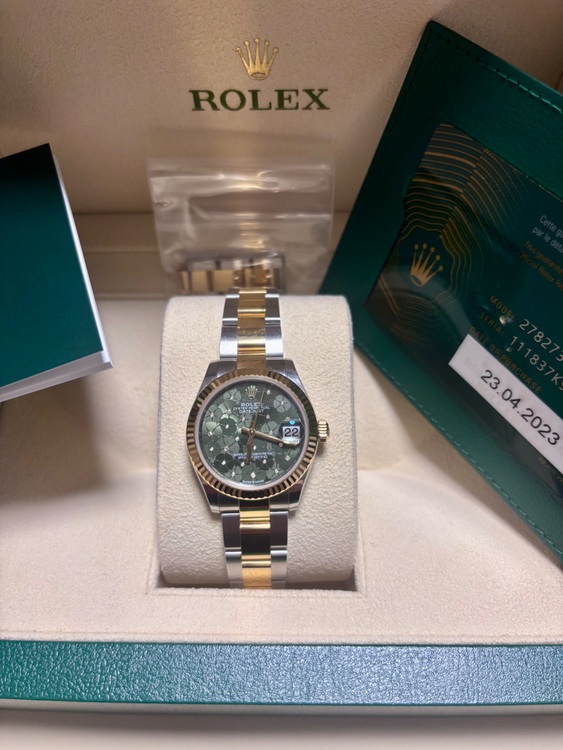 デイトジャスト31 フローラルモチーフ（高級時計）の商品画像 - 査定依頼日：2025年7月22日 - 最高査定価格：2,200,000円