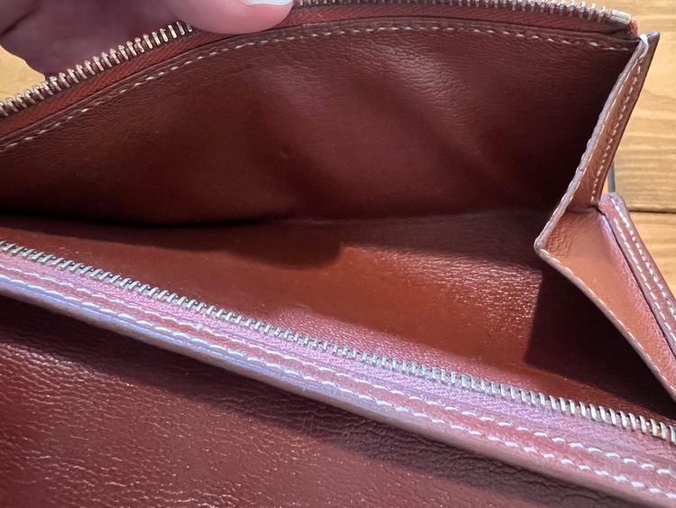 べアンクラシック（ブランド財布・小物）の商品画像 - 査定依頼日：2025年8月26日 - 最高査定価格：100,000円