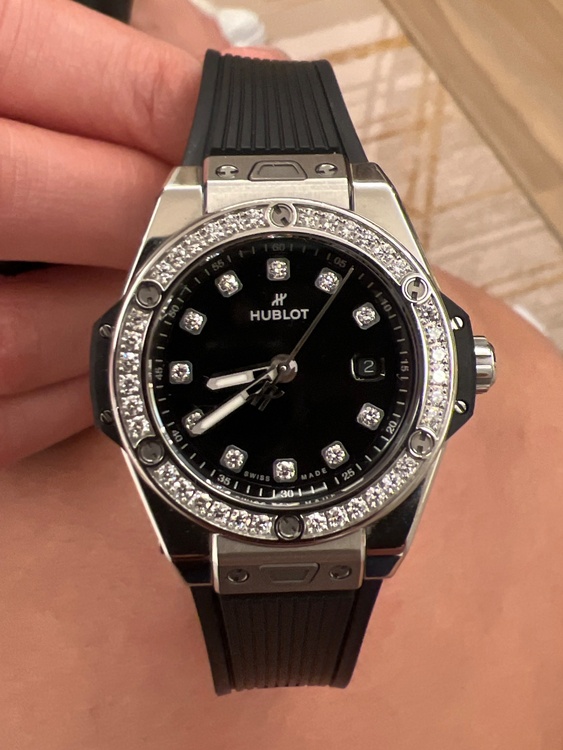 ウブロ ビックバン 485.SX.1270.RX.120（高級時計）の商品画像 - 査定依頼日：2026年1月4日 - 最高査定価格：750,000円