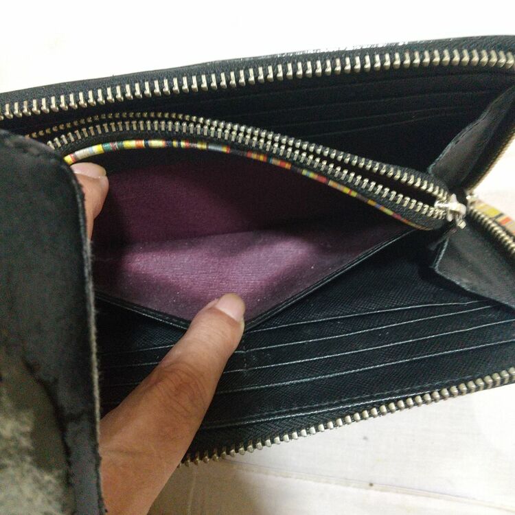 ポール・スミス（ブランド財布・小物）の商品画像 - 査定依頼日：2025年9月13日 - 最高査定価格：1,000円