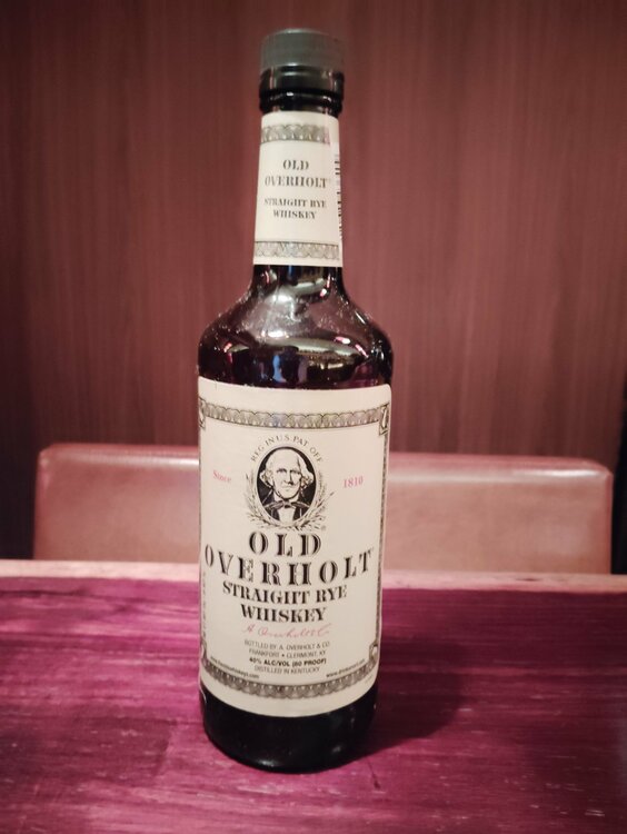 オールドオーバーホルト（お酒）の商品画像 - 査定依頼日：2026年3月22日 - 最高査定価格：400円