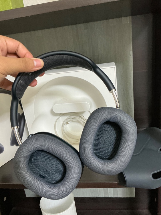 AirPods MAX ヘッドホン（オーディオ・スピーカー）の商品画像 - 査定依頼日：2026年9月30日 - 最高査定価格：24,100円