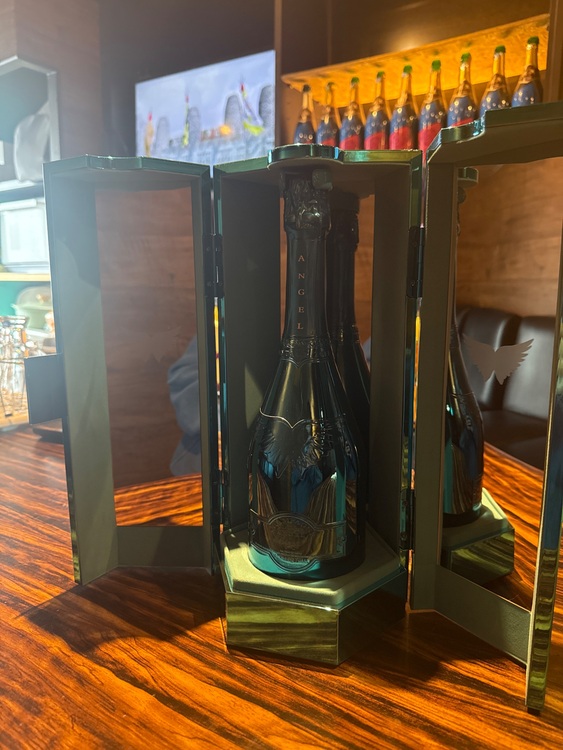 エンジェルビンテージ（お酒）の商品画像 - 査定依頼日：2025年11月13日 - 最高査定価格：52,000円