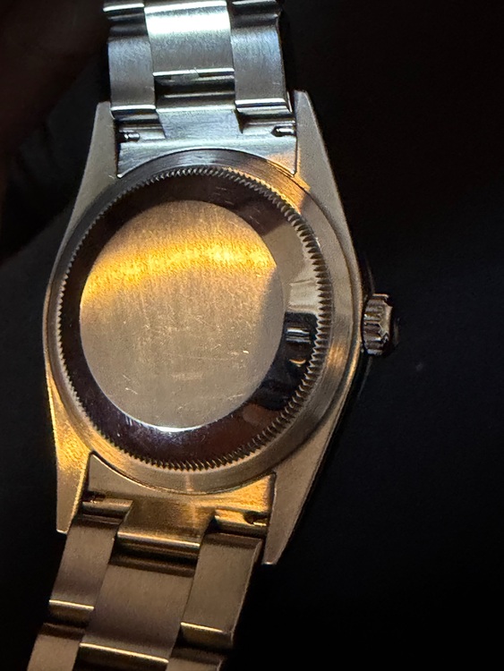 ロレックス エクスプローラー 11427（高級時計）の商品画像 - 査定依頼日：2025年11月8日 - 最高査定価格：955,000円