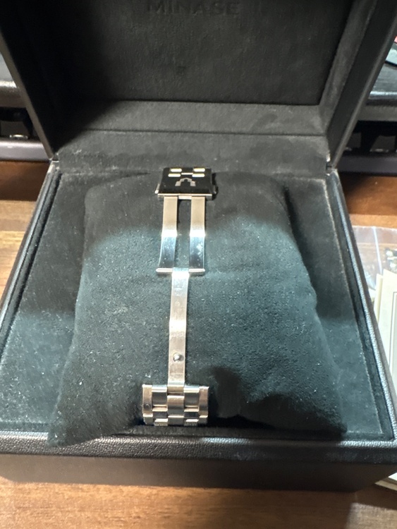 その他 その他 VM15-M01NBL-SSB（高級時計）の商品画像 - 査定依頼日：2026年2月12日 - 最高査定価格：110,000円