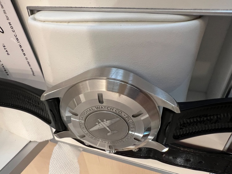 IWC パイロットウォッチ IW377709（高級時計）の商品画像 - 査定依頼日：2025年9月25日 - 最高査定価格：550,000円