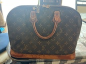 ルイヴィトン アルマ （ブランドバッグ）の商品画像 - 査定依頼日：2026年3月29日 - 最高査定価格：20,000円