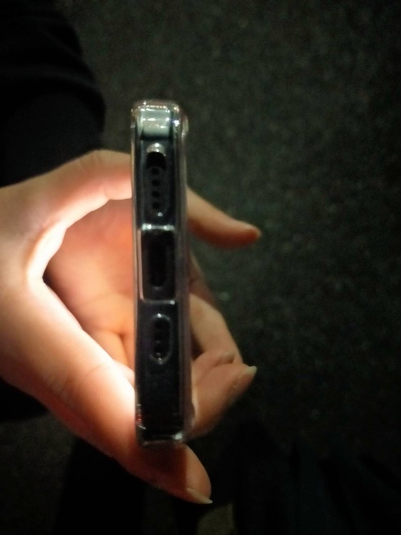 iPhone17（スマホ）の商品画像 - 査定依頼日：2026年3月9日 - 最高査定価格：93,000円