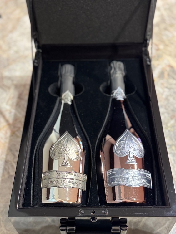 アルマンド　　ブランドブラン（お酒）の商品画像 - 査定依頼日：2025年6月29日 - 最高査定価格：160,000円