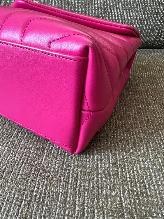 不明（ブランドバッグ）の商品画像 - 査定依頼日：2023年4月11日 - 最高査定価格：145,000円