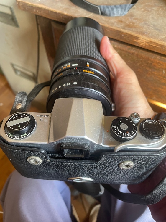 3095727SL（カメラ）の商品画像 - 査定依頼日：2025年12月22日 - 最高査定価格：3,000円