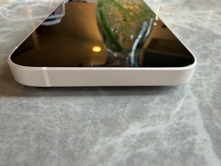 iPhone 14 128GB docomo（スマホ）の商品画像 - 査定依頼日：2026年2月19日 - 最高査定価格：48,000円