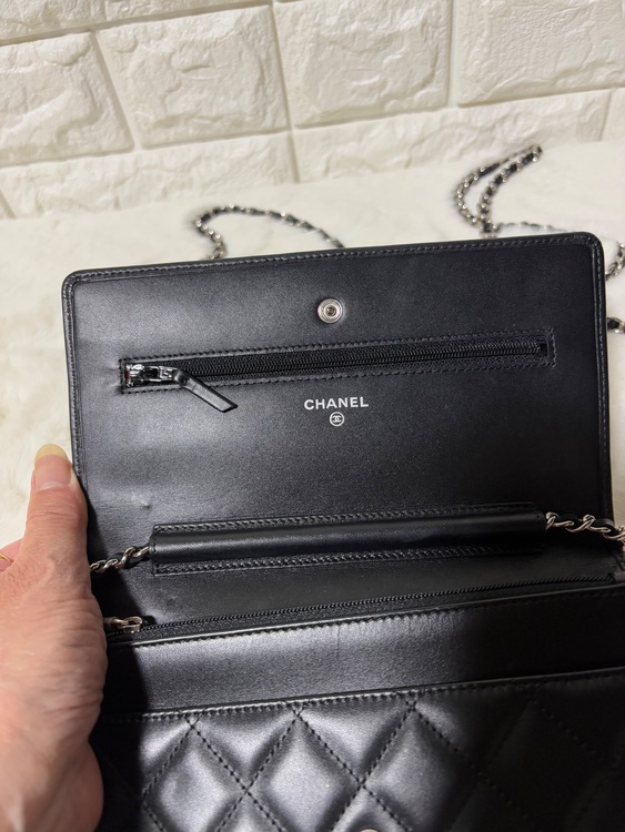 チェーンウォレット（ブランドバッグ）の商品画像 - 査定依頼日：2025年9月23日 - 最高査定価格：350,000円