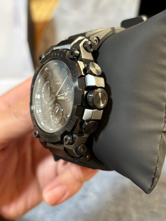 G-SHOCK その他 MTG-B3000B-1AJf（高級時計）の商品画像 - 査定依頼日：2024年12月22日 - 最高査定価格：56,000円