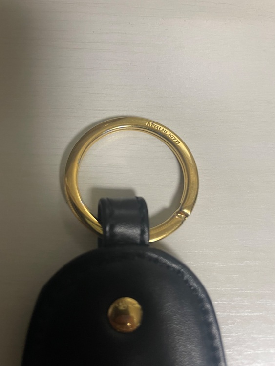 セリーヌ  （ブランドバッグ）の商品画像 - 査定依頼日：2025年6月25日 - 最高査定価格：7,000円