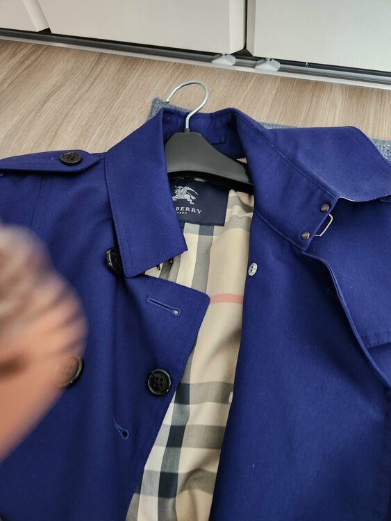 BURBERRYトレンチコート（古着・ファッション）の商品画像 - 査定依頼日：2026年9月5日 - 最高査定価格：7,000円