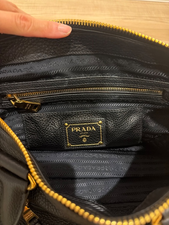 PRADA ヴィッテロダイノ BL0805（ブランドバッグ）の商品画像 - 査定依頼日：2026年9月29日 - 最高査定価格：100,000円