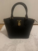 その他 サマンサタバサ （ブランドバッグ）の商品画像 - 査定依頼日：2025年10月13日 - 最高査定価格：4,000円