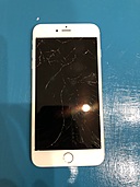 型番不明　画面割れ　ジャンク品（スマホ）の商品画像 - 査定依頼日：2020年5月1日 - 最高査定価格：3,000円