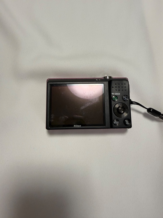 COOLPIX S570（カメラ）の商品画像 - 査定依頼日：2026年5月18日 - 最高査定価格：6,000円