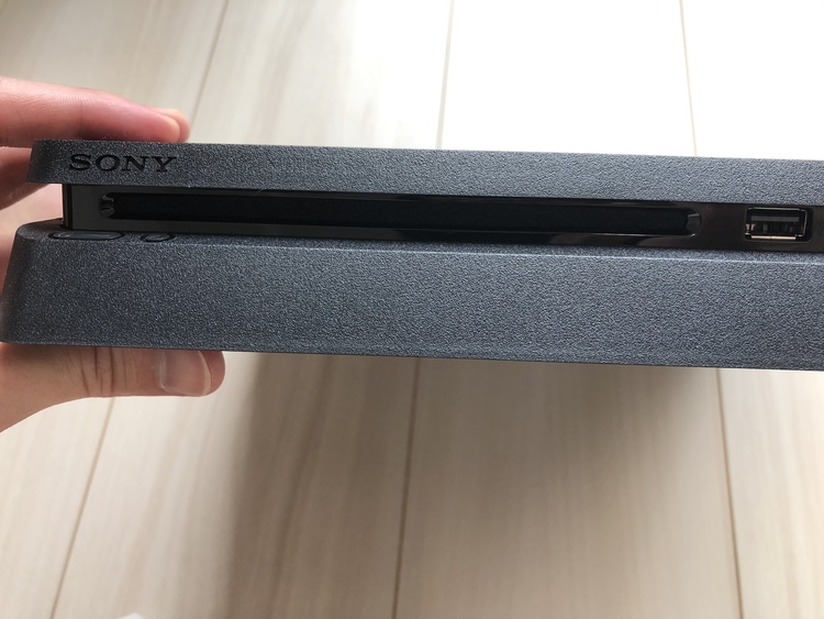 プレイステーション4本体 ジェットブラック (HDD 500GB/CUH-220（ゲーム機本体・ゲームソフト）の商品画像 - 査定依頼日：2020年6月12日 - 最高査定価格：23,000円