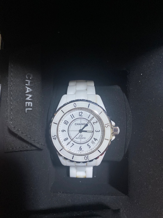 シャネル J12 （高級時計）の商品画像 - 査定依頼日：2026年2月15日 - 最高査定価格：500,000円