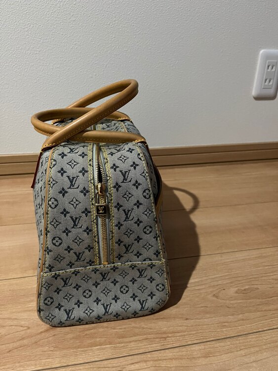 モノグラム　ボストン（ブランドバッグ）の商品画像 - 査定依頼日：2025年2月8日 - 最高査定価格：35,000円