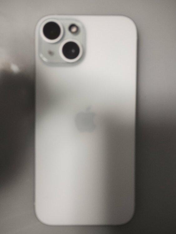 iPhone 15 256GB SIMフリー（スマホ）の商品画像 - 査定依頼日：2026年4月18日 - 最高査定価格：71,000円