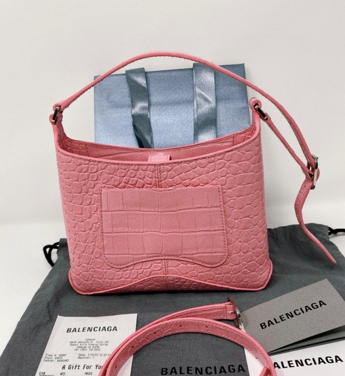 バレンシアガ  （ブランドバッグ）の商品画像 - 査定依頼日：2026年1月15日 - 最高査定価格：60,000円