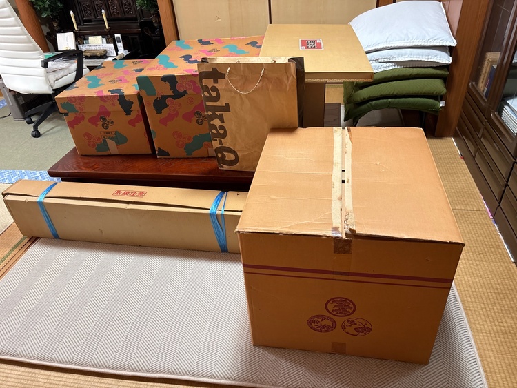 7段飾りの雛人形（美術品・骨董品）の商品画像 - 査定依頼日：2026年3月4日 - 最高査定価格：5,000円