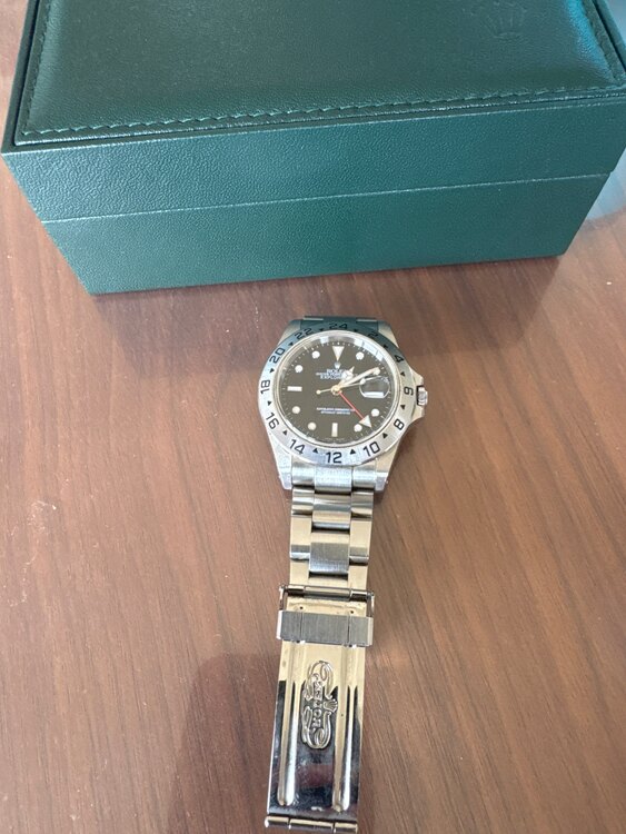 ロレックス エクスプローラー 1657（高級時計）の商品画像 - 査定依頼日：2025年5月30日 - 最高査定価格：1,000,000円