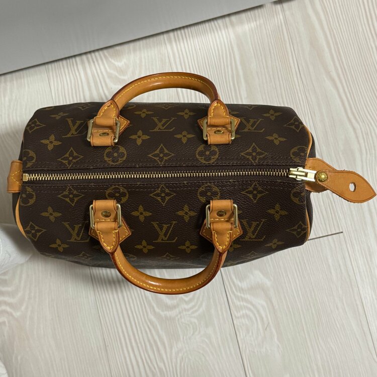 不明（ブランドバッグ）の商品画像 - 査定依頼日：2026年3月27日 - 最高査定価格：130,000円