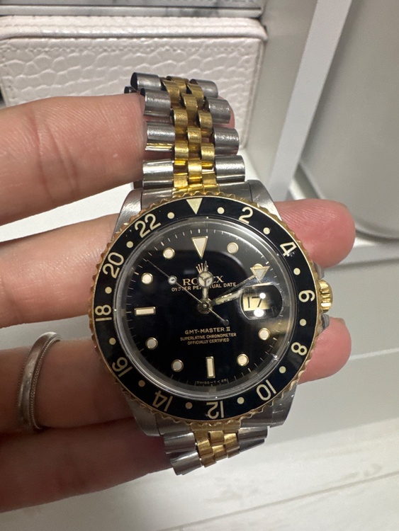 ロレックス GMTマスター （高級時計）の商品画像 - 査定依頼日：2026年3月5日 - 最高査定価格：1,600,000円