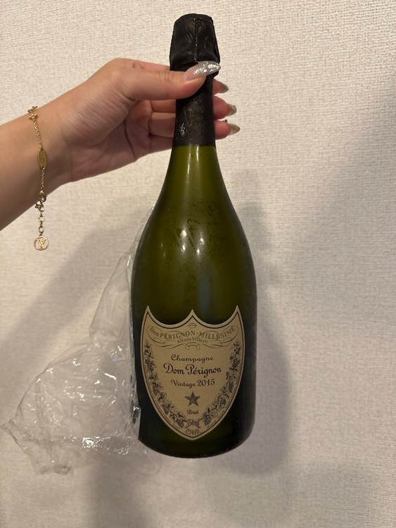 シャンパン ドン・ペリニヨン （お酒）の商品画像 - 査定依頼日：2025年8月9日 - 最高査定価格：19,500円