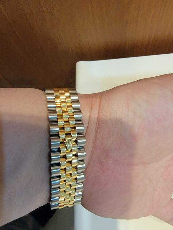 ロレックス デイトジャスト 1116243G（高級時計）の商品画像 - 査定依頼日：2026年3月22日 - 最高査定価格：2,280,000円