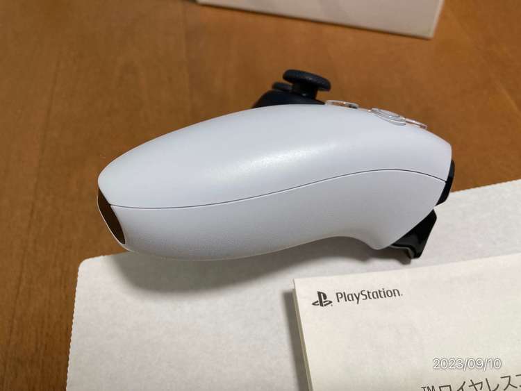 ps5コントローラ CFI-ZCT1J（ゲーム機本体・ゲームソフト）の商品画像 - 査定依頼日：2023年9月10日 - 最高査定価格：2,000円