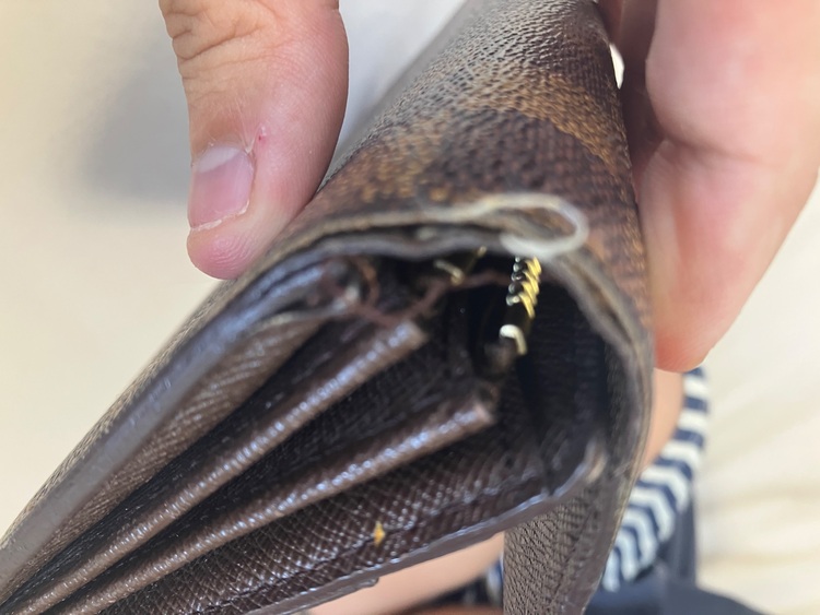 ポルトフォイユサラダミエ長財布（ブランド財布・小物）の商品画像 - 査定依頼日：2025年6月21日 - 最高査定価格：3,000円