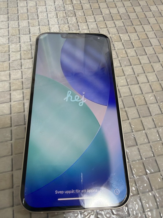 iPhone 14 Plus 128GB au（スマホ）の商品画像 - 査定依頼日：2026年3月15日 - 最高査定価格：42,000円