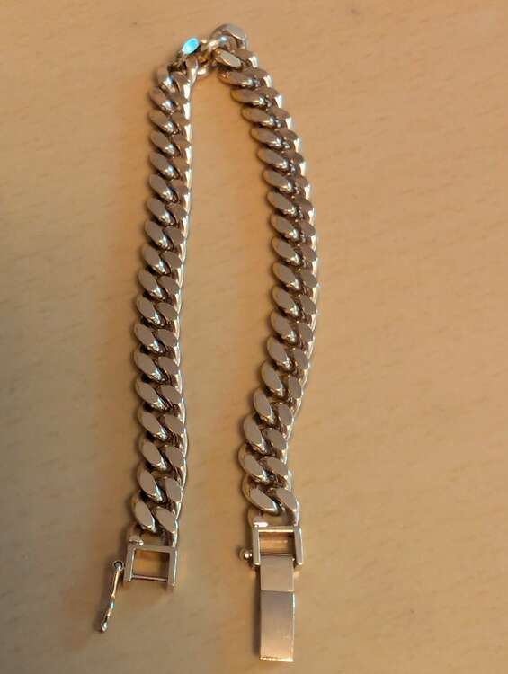 18金キヘイブレスレット　40グラム（金・貴金属）の商品画像 - 査定依頼日：2025年4月24日 - 最高査定価格：470,000円