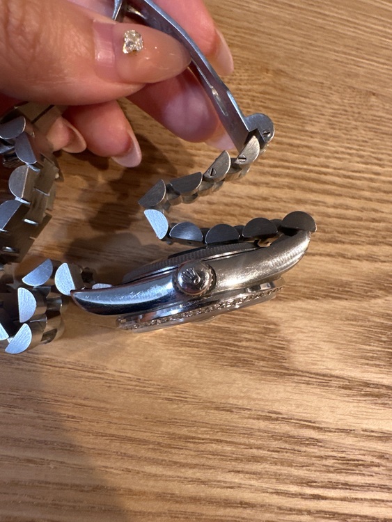 ロレックス デイデイト （高級時計）の商品画像 - 査定依頼日：2025年6月9日 - 最高査定価格：3,000,000円