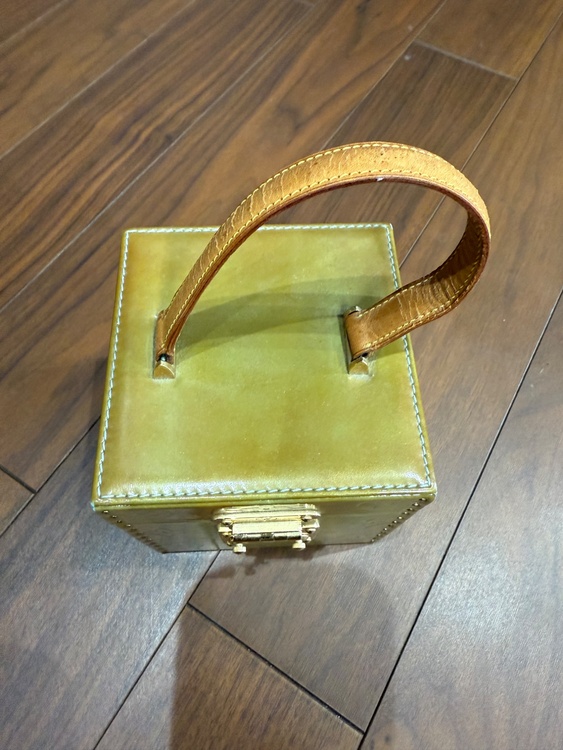 ルイヴィトン　ブリーカー（ブランドバッグ）の商品画像 - 査定依頼日：2026年2月15日 - 最高査定価格：65,000円