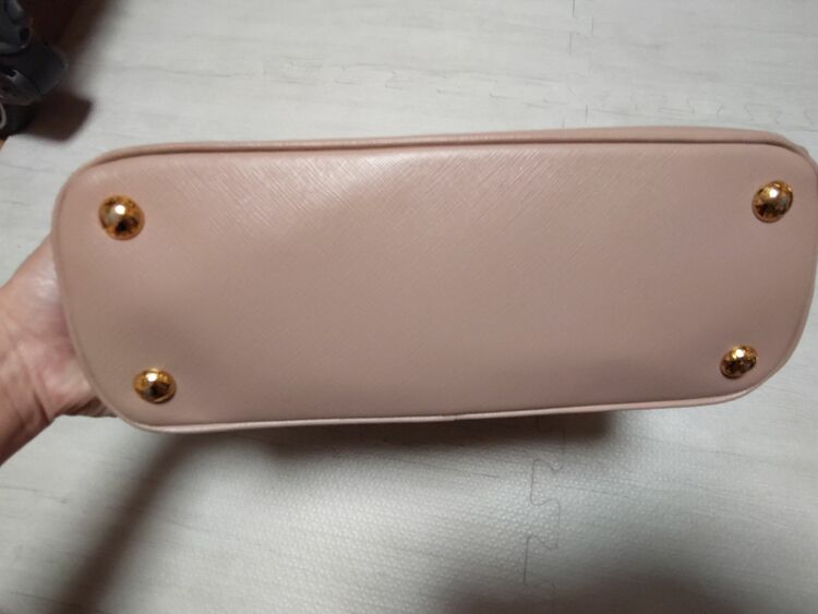 ガレリア？ミニバッグ（ブランドバッグ）の商品画像 - 査定依頼日：2025年9月16日 - 最高査定価格：23,000円