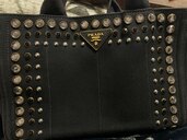 プラダ  （ブランドバッグ）の商品画像 - 査定依頼日：2024年11月19日 - 最高査定価格：29,000円